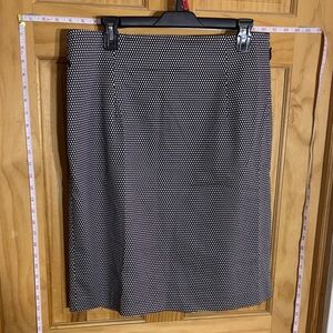 Worthington Black and White Pencil Skirt